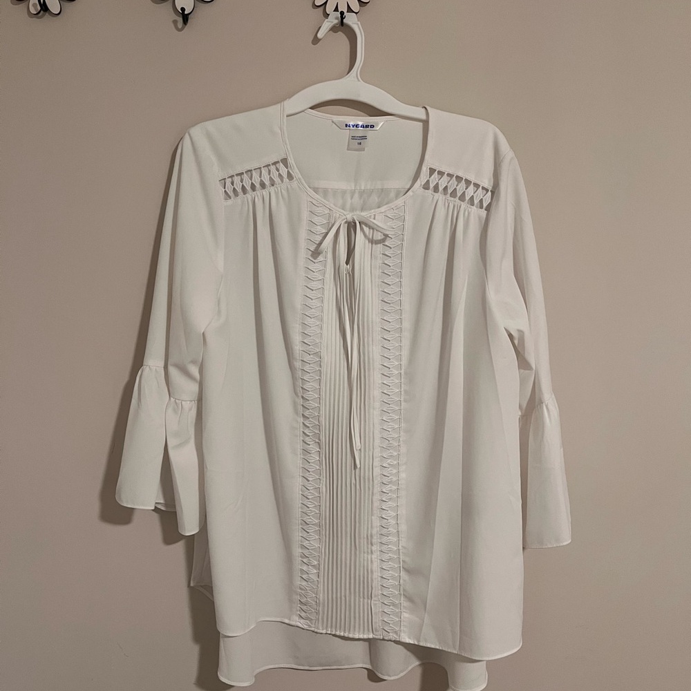 Nygard Women’s Snow White Long Bell Sleeves Laced Pleated Plus Size 16 Tunic